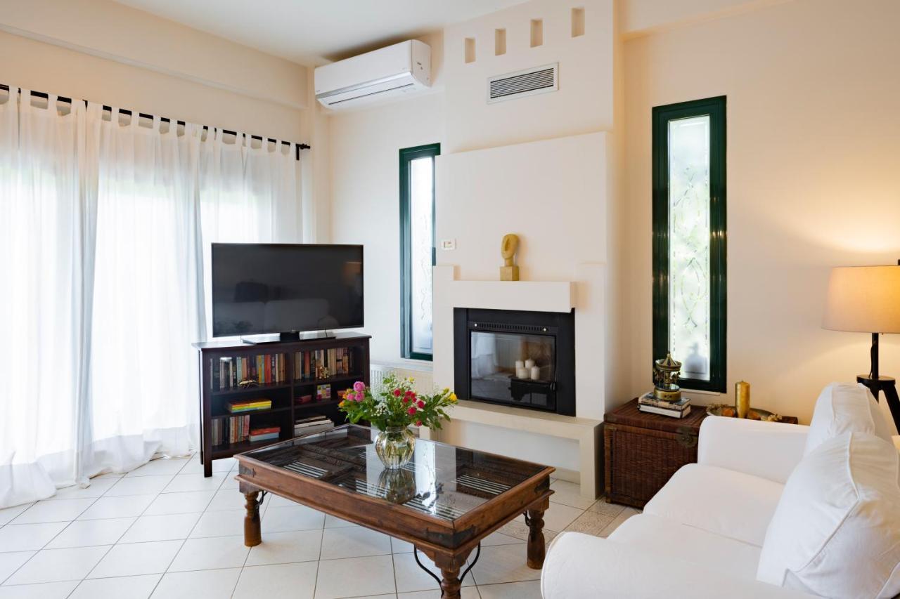Rio Beach Residence Patras Extérieur photo